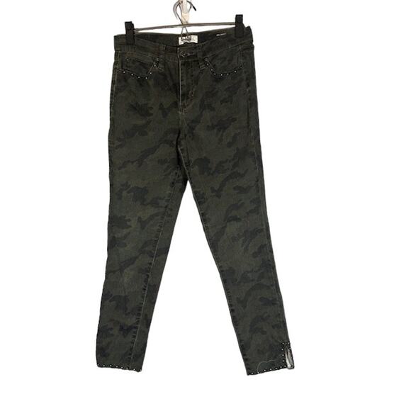 Nicole Miller Green Camo Riveted Skinny High Rise Raw Hem Denim Jeans Women Sz 4 - Picture 1 of 14